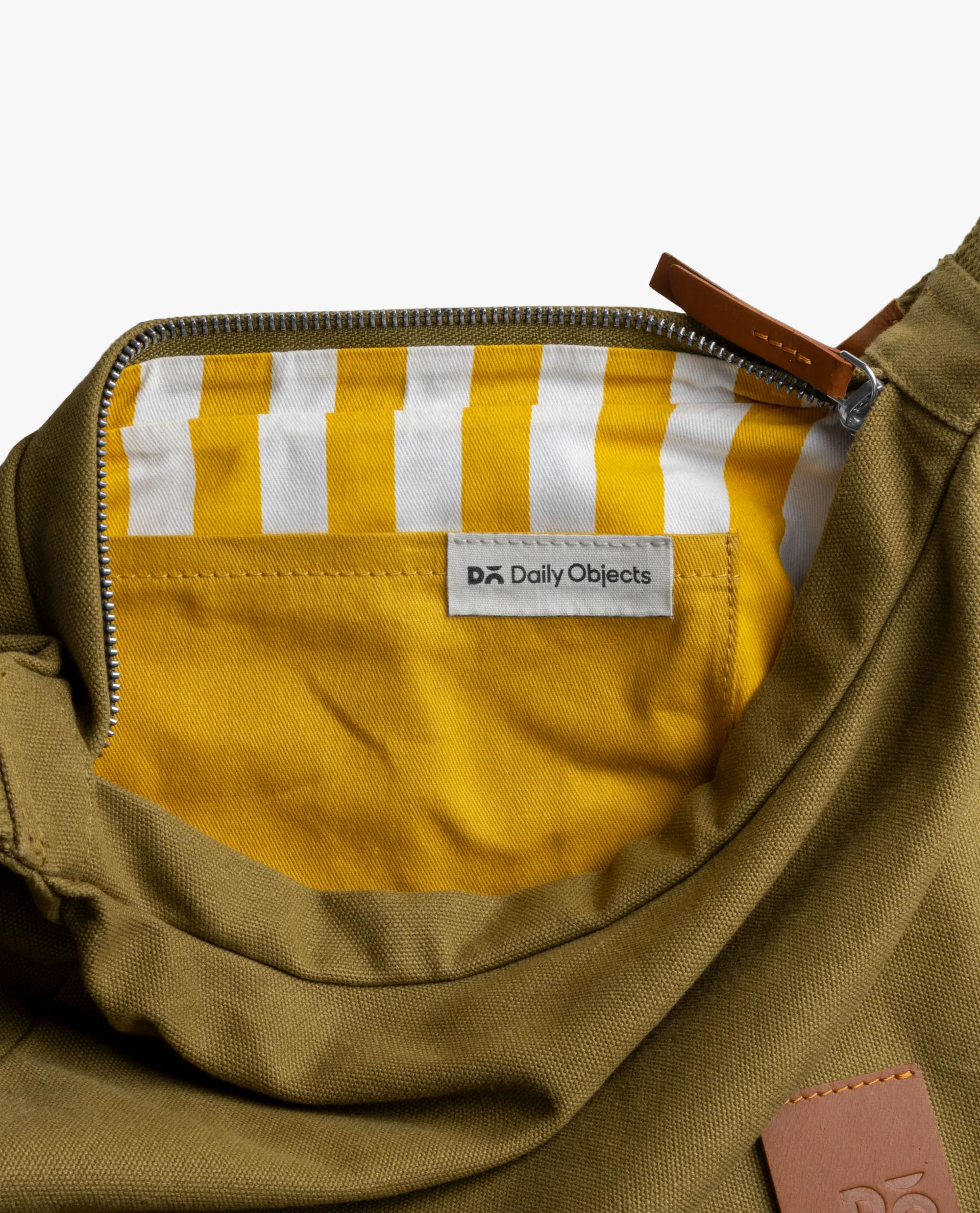 March Crossbody Bag - Image 108
