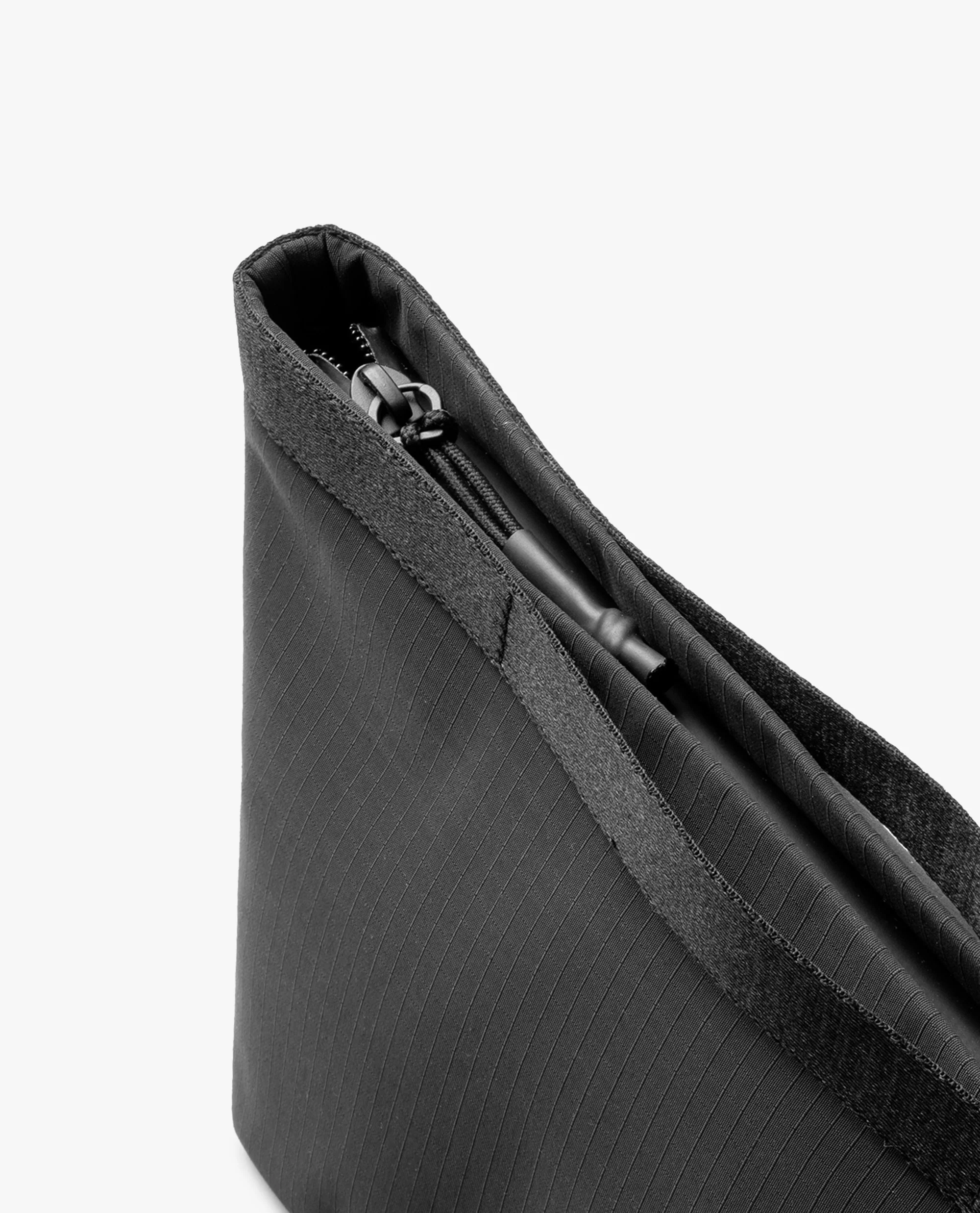 Pivot Carry All Pouch - Image 25