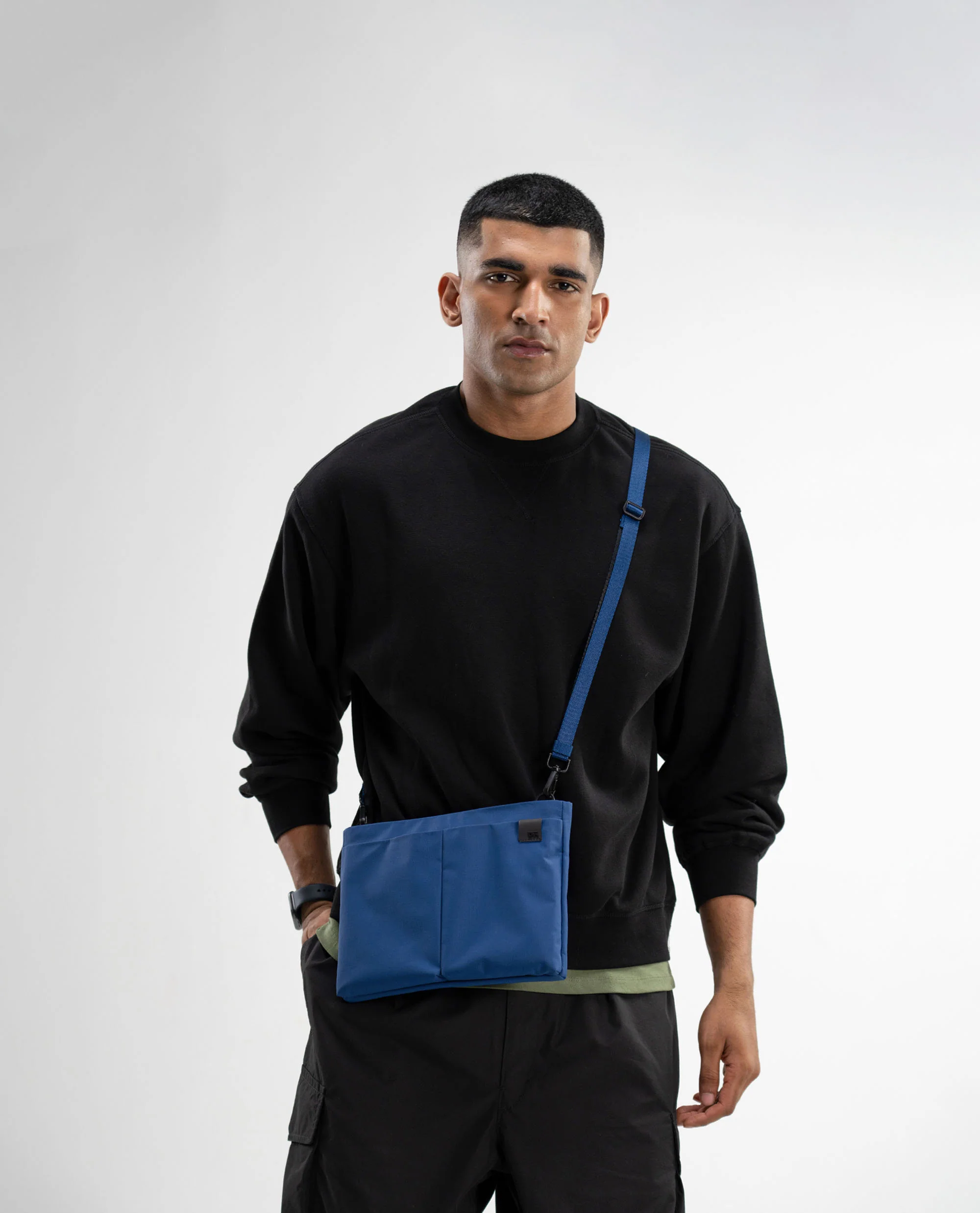 Pivot Sling Bag - Image 31